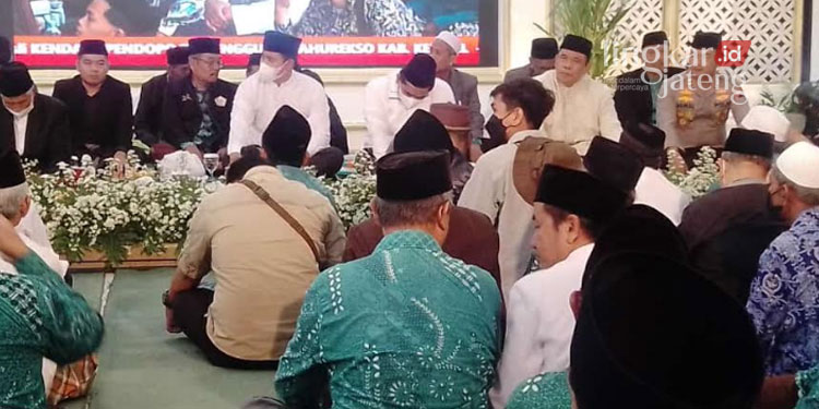 Haul Akbar, Bupati Dico Ajak Warga Kendal Lanjutkan Perjuangan KH Ahmad Rifai