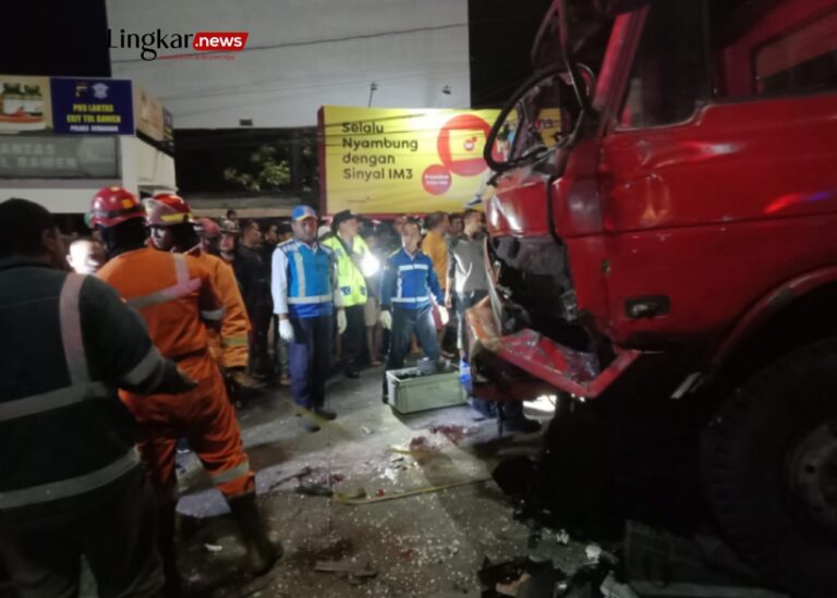 4 Nyawa Melayang dalam Kecelakaan Maut Exit Tol Bawen