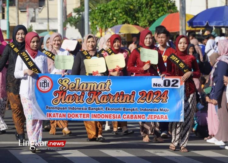 Meriahnya Karnaval Kartini, Pj Bupati Jepara Titip Pesan Ini untuk Generasi Muda