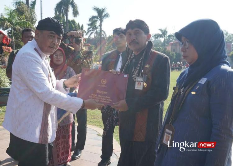 Pimpin Upacara Hardiknas 2024, Ini Pesan Pj Bupati Jepara