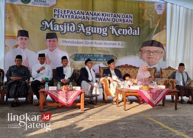 Idul Adha, Masjid Agung Kendal Gelar Khitanan Massal