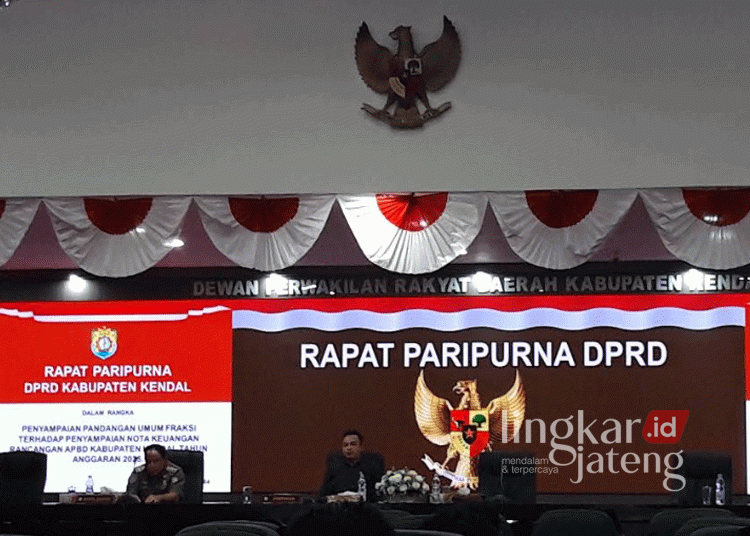 Rapat Paripurna DPRD Kendal Dipenuhi Interupsi, Ada Apa?